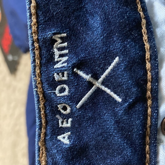 •American Eagle Outfitters Distressed Jean Shorts - Picture 10 of 16